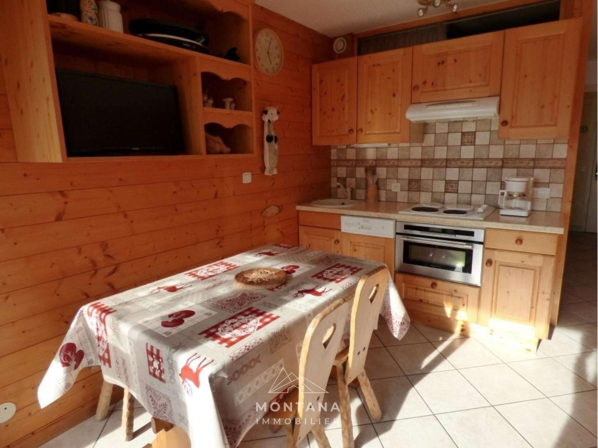 Studio Renove Avec Cabine - 26M² - 5 Pers - Balcon Expose Sud - Pres Skibus Et Remontees Mecaniques - Fr-1-458-125 Le Grand-Bornand Buitenkant foto